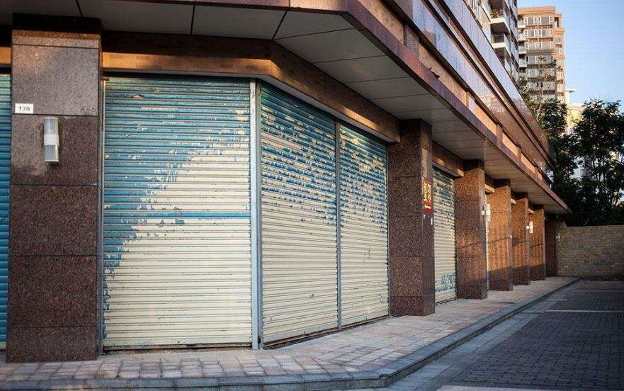 嘉信华府边铺面3间115平/6500元